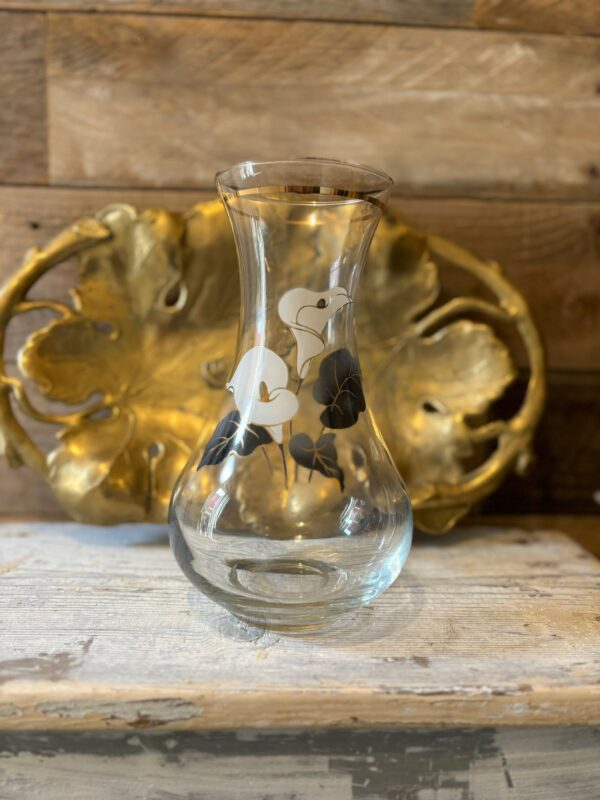 www.queensbrocsnteboutique.nl webwinkel brocante vintage curiosa vaas gebloemd aardondskelk glas