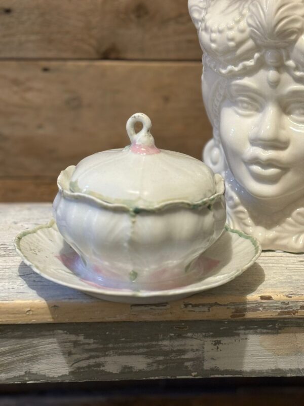 www.queensbrocanteboutique.nl brocante vintage curiosa webwinkel terrine wit deksel pastel