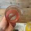 www.queensbrocanteboutique.nl brocante vintage webwinkel curiosa gekleurdglas glaasjes