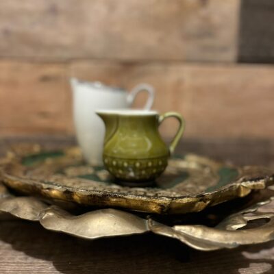 www.queensbrocanteboutique.nl vintage brocante melkkannetje kan servies webwinkel